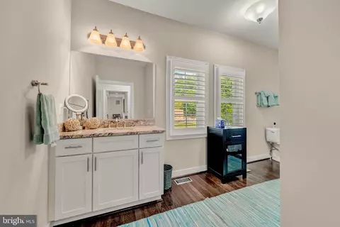 Entry Way - Undisclosed, Springfield, VA 22150 photo 4 of 12