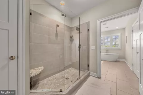 Bath - Undisclosed, Springfield, VA 22150 photo 3 of 5