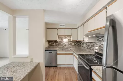 4410 J Groombridge Way #29/10J, Alexandria, VA 22309