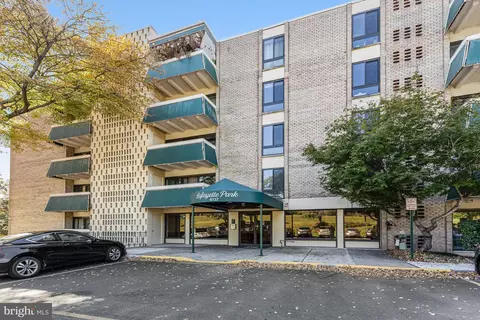 6137 Leesburg Pike #506, Falls Church, VA 22041