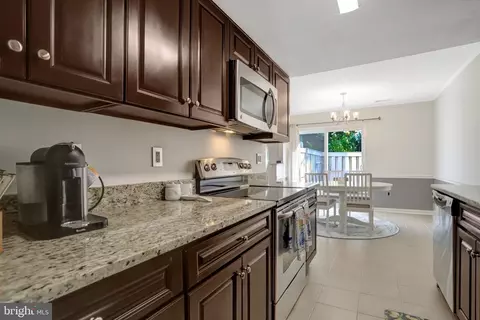Kitchen - 7936 Spring Forest Ct #7A, Springfield, VA 22152 photo 4 of 5
