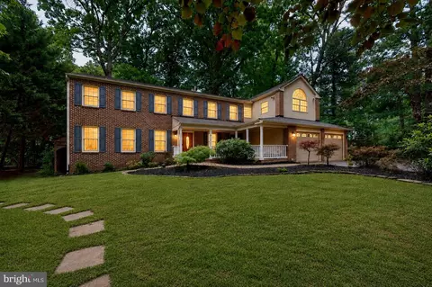 5803 Hall St, Burke, VA 22015