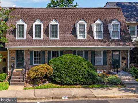 Exterior - 7384 Hallcrest Dr, Mclean, VA 22102 photo 1 of 10