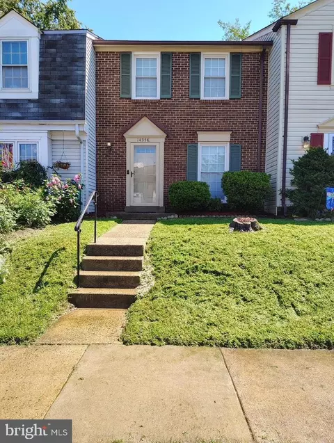 14358 Watery Mountain Ct, Centreville, VA 20120