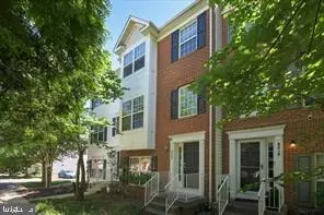 8506 Hallie Rose Pl, Alexandria, VA 22309