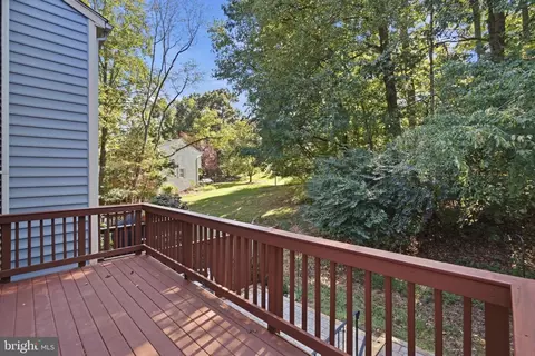 Exterior - 11005 Barton Hill Ct, Reston, VA 20191 photo 4 of 6