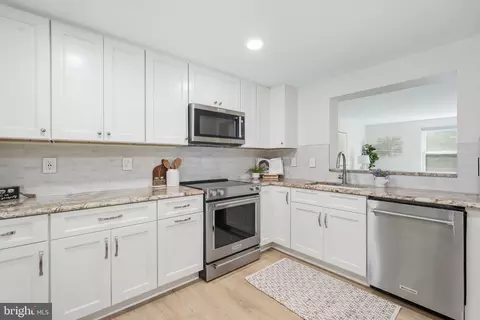 Other - 11005 Barton Hill Ct, Reston, VA 20191 photo 4 of 13