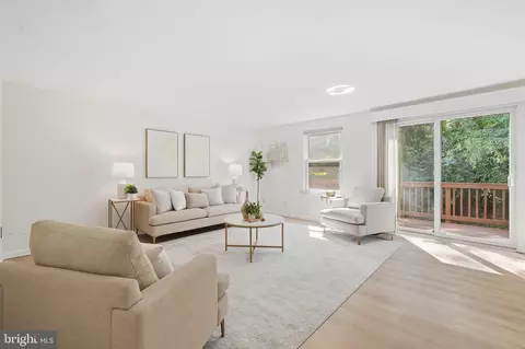 Living - 11005 Barton Hill Ct, Reston, VA 20191 photo 2 of 9