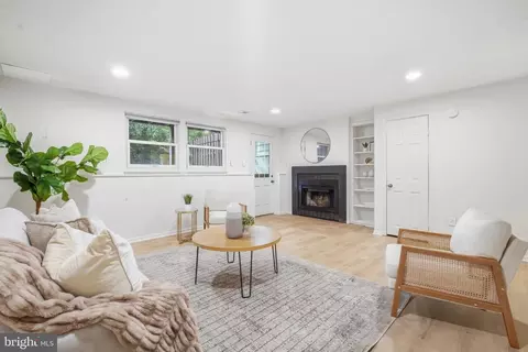 Living - 11005 Barton Hill Ct, Reston, VA 20191 photo 1 of 9