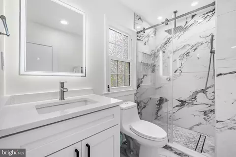 Bath - 7916 Delozier Ct, Springfield, VA 22153 photo 1 of 4