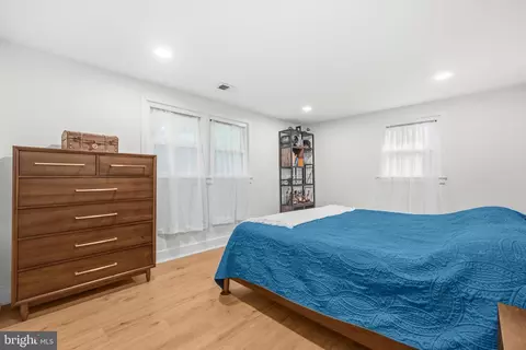 Bedroom - 7916 Delozier Ct, Springfield, VA 22153 photo 6 of 7
