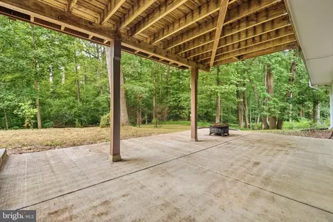 Exterior - 7916 Delozier Ct, Springfield, VA 22153 photo 7 of 14