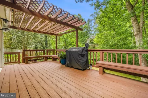 Exterior - 7916 Delozier Ct, Springfield, VA 22153 photo 6 of 14