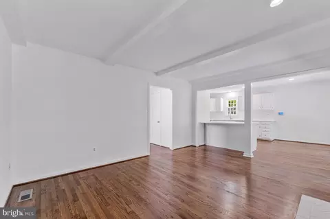 Living - 1138 Randolph Rd, Mclean, VA 22101 photo 8 of 10