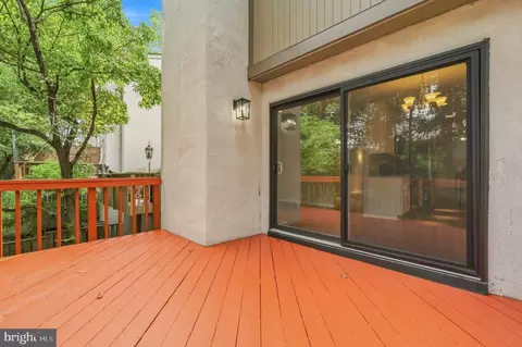 Exterior - 11736 Decade Ct, Reston, VA 20191 photo 3 of 3