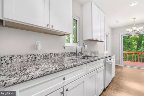 Kitchen - 11736 Decade Ct, Reston, VA 20191 photo 3 of 3