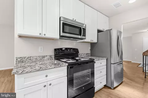 Kitchen - 11736 Decade Ct, Reston, VA 20191 photo 2 of 3