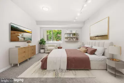 Bedroom - 11736 Decade Ct, Reston, VA 20191 photo 2 of 7