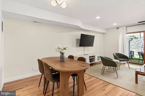 7611 Tiverton Dr, Springfield, VA 22152 photo 9