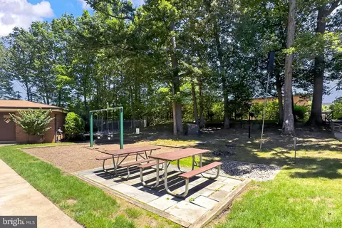 7611 Tiverton Dr, Springfield, VA 22152 photo 32