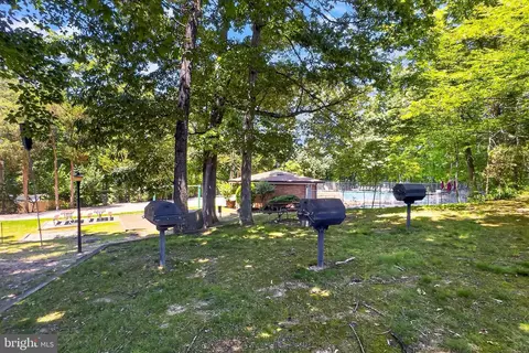 7611 Tiverton Dr, Springfield, VA 22152 photo 34