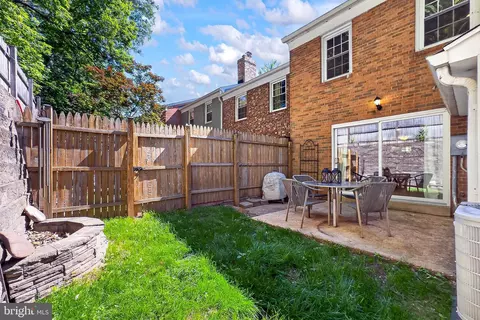 7611 Tiverton Dr, Springfield, VA 22152 photo 24