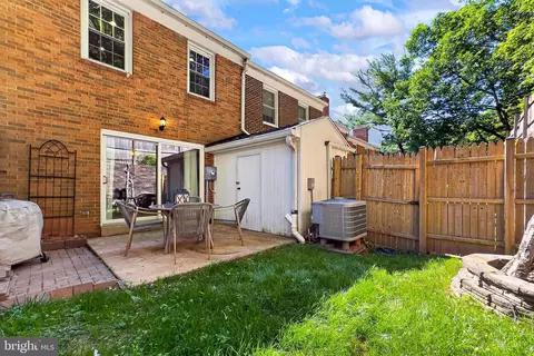 7611 Tiverton Dr, Springfield, VA 22152 photo 25