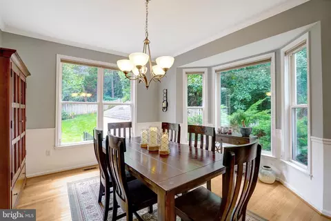 Dining - 8929 Mountain Ash Dr, Springfield, VA 22153 photo 2 of 4