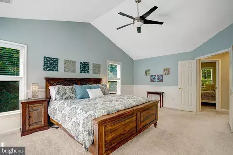 Bedroom - 8929 Mountain Ash Dr, Springfield, VA 22153 photo 15 of 16