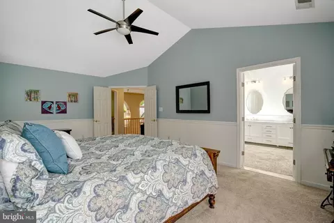 Bedroom - 8929 Mountain Ash Dr, Springfield, VA 22153 photo 16 of 16