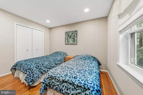 Bedroom - 7779 Tiverton Dr, Springfield, VA 22152 photo 3 of 3
