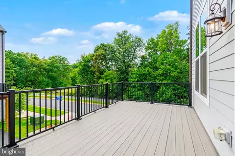 Exterior - 2483 Liberty Loop, Herndon, VA 20171 photo 3 of 5