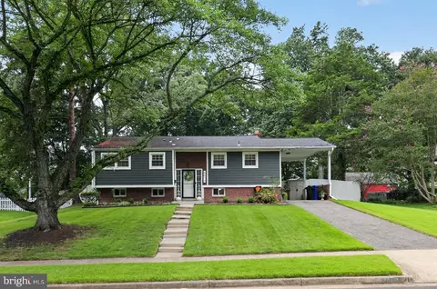 8512 Wagon Wheel Rd, Alexandria, VA 22309