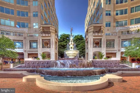1669 Bandit Loop #105A, Reston, VA 20190 photo 6
