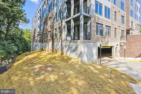 Exterior - 1669 Bandit Loop #105A, Reston, VA 20190 photo 2 of 9