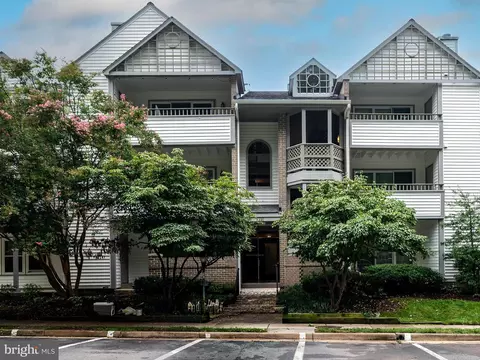 7711 Lafayette Forest Dr #02, Annandale, VA 22003