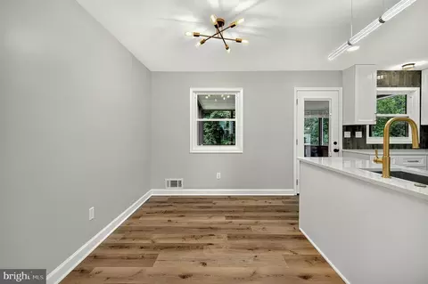 Other - 4016 Mapleton Dr, Chantilly, VA 20151 photo 6 of 7