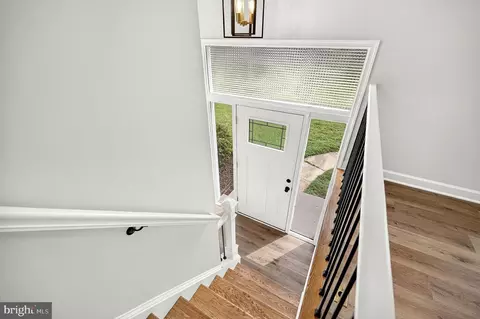Entry Way - 4016 Mapleton Dr, Chantilly, VA 20151 photo 1 of 1