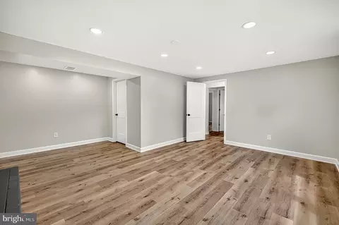 Other - 4016 Mapleton Dr, Chantilly, VA 20151 photo 2 of 7