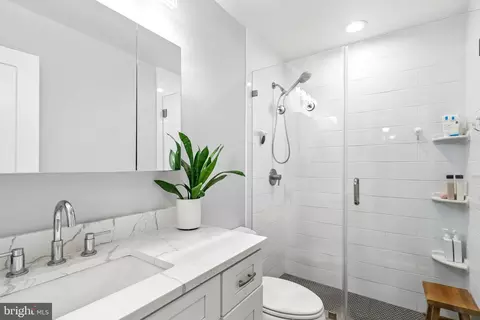 Bath - 11809 Breton Ct #22D, Reston, VA 20191 photo 1 of 2