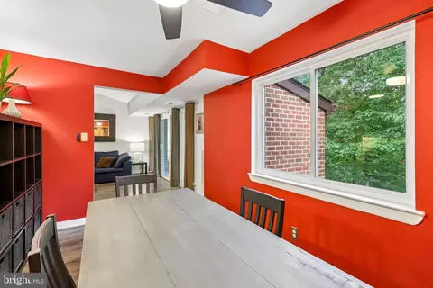Dining - 11809 Breton Ct #22D, Reston, VA 20191 photo 3 of 3