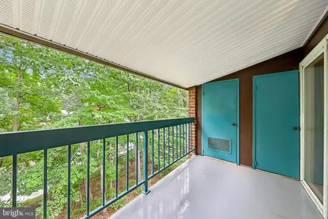 Exterior - 11809 Breton Ct #22D, Reston, VA 20191 photo 2 of 2