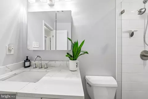 Bath - 11809 Breton Ct #22D, Reston, VA 20191 photo 2 of 2