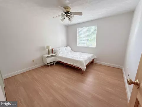 Bedroom - 5731 Heming Ave, Springfield, VA 22151 photo 3 of 4