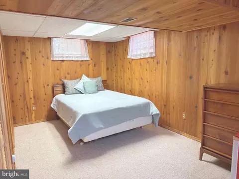 Bedroom - 5731 Heming Ave, Springfield, VA 22151 photo 4 of 4