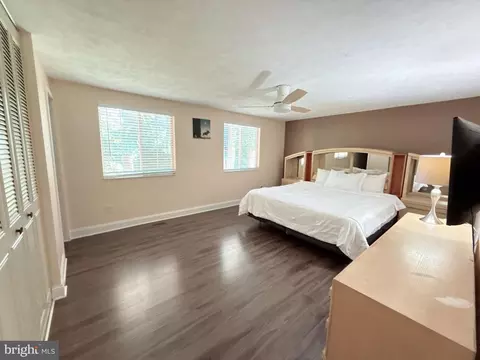 Bedroom - 5731 Heming Ave, Springfield, VA 22151 photo 1 of 4