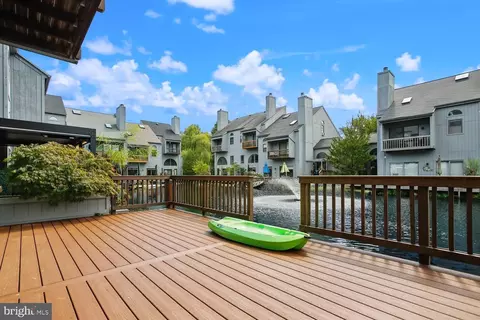 Exterior - Undisclosed, Reston, VA 20191 photo 3 of 21