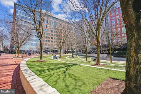 Exterior - Undisclosed, Reston, VA 20191 photo 16 of 21