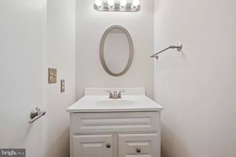 Bath - Undisclosed, Reston, VA 20191 photo 1 of 1