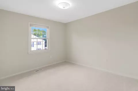 Bedroom - 8008 Carbondale Way, Springfield, VA 22153 photo 5 of 5